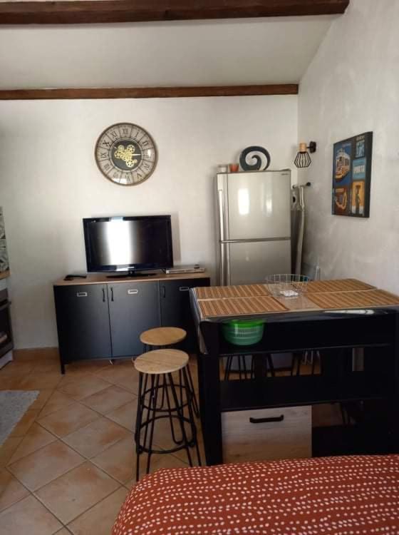 Studio Climatise Dans Villa Calme A 15Km De Cannes Peymeinade Exteriör bild